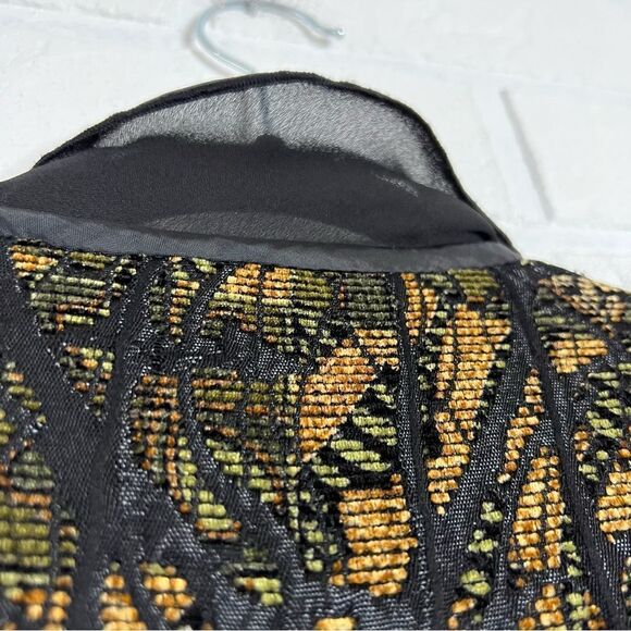 Terra Nostra Back Gold Brocade Cropped Padded Shoulder Blazer 4 - Picture 7 of 13